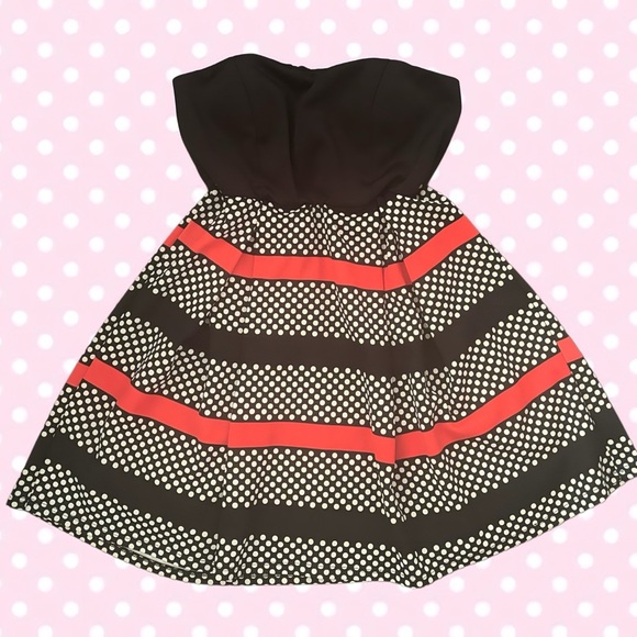 adorable Y2K polkadot dress 🌹🪽 - Picture 1 of 3